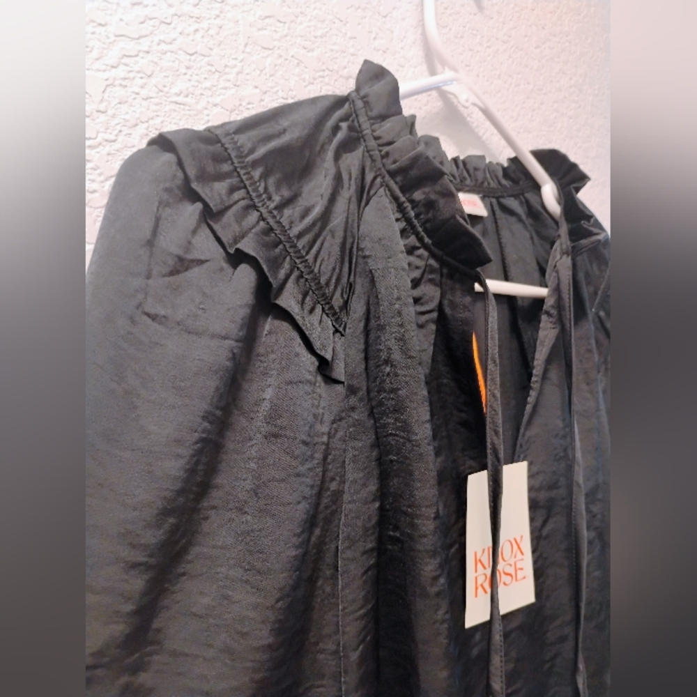 Black Ruffled Blouse - Picture 4 of 8